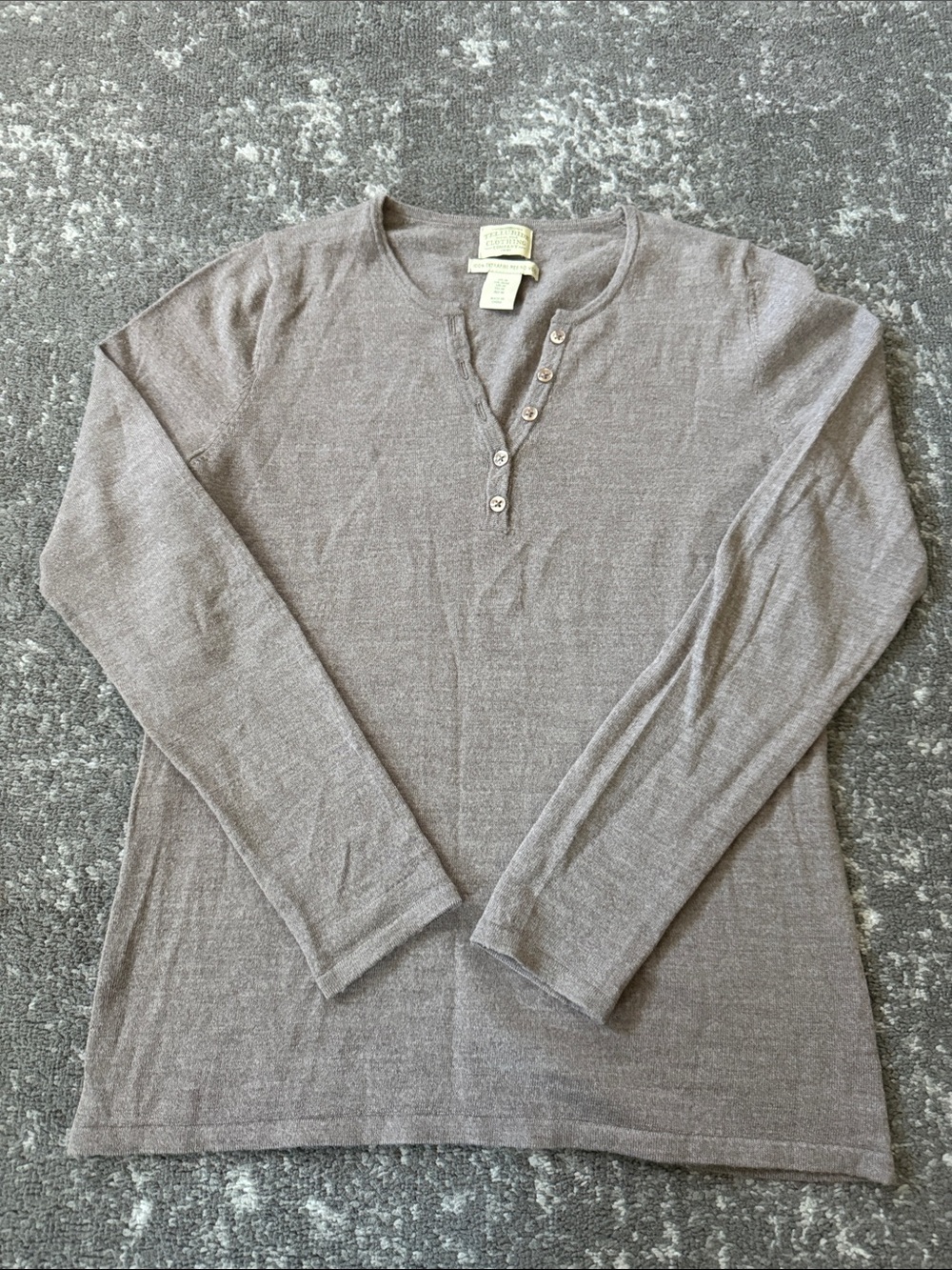 Long-Sleeve Henley Shirt in Taupe
